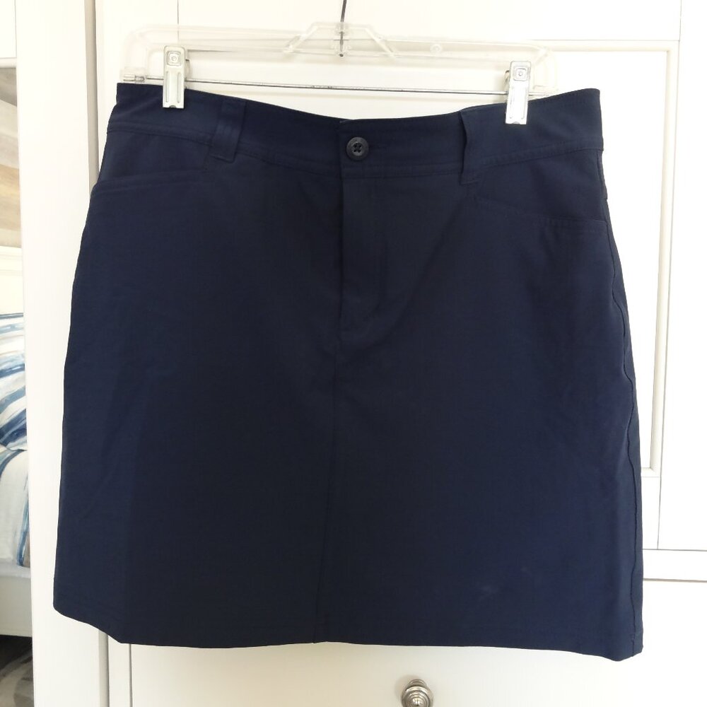 Eddie Bauer Skort, Button and Zip Skort, Size 10